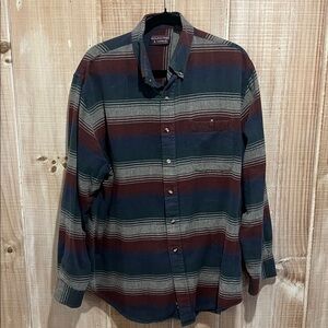 Roundtree & Yorke Multicolor Striped Flannel Shirt